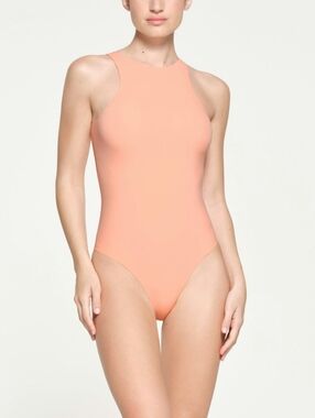 NWT LIMITED EDITION SKIMS High Neck Bodysuit in FADED NECTAR